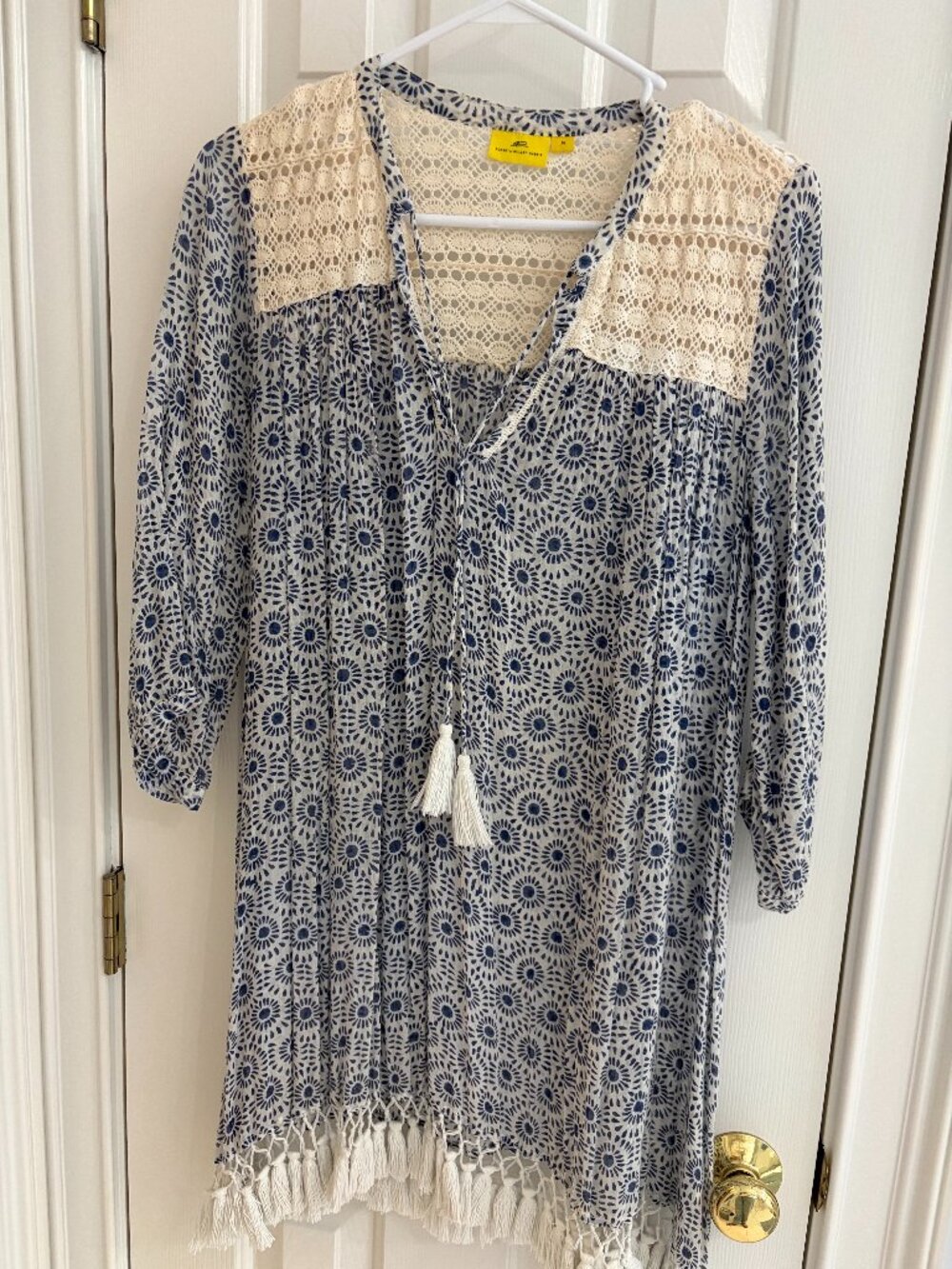 Robert Roller Rabbit - Cover Up - Size Medium